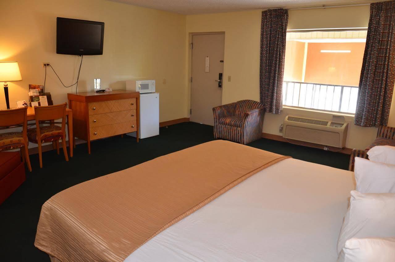 Days Inn Cheraw Exteriör bild